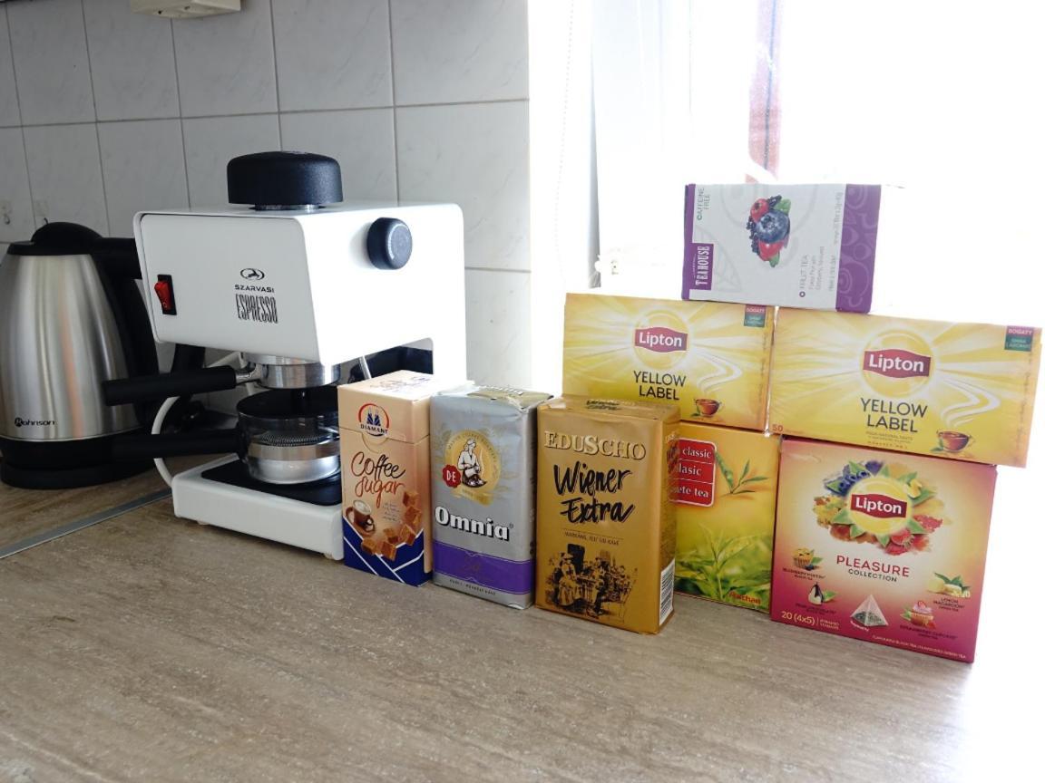 Quiet Room In Budapest Near Airport With Free Parking 外观 照片